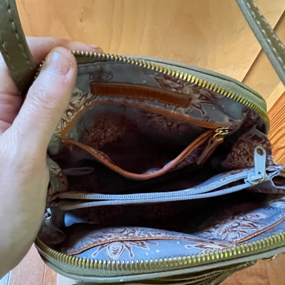 HOBO Nash Olive Green Leather Crossbody Bag - Picture 5 of 7
